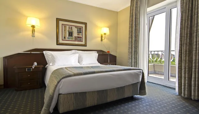 غرفة بسرير مزدوج بإطلالة على المتنزه، Sana Rex Hotel 1/1