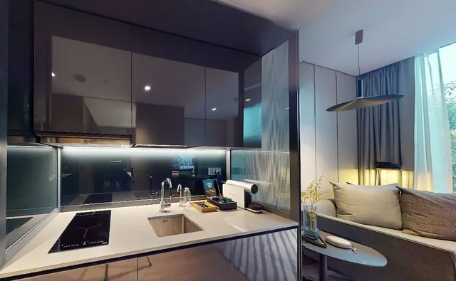 جناح ديلوكس بسرير كينج بإطلالة على النهر بغرفة نوم واحدة مع دخول الصالة، Fraser Residence River Promenade Singapore 3/3
