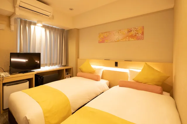غرفة بسريرين منفصلين، Shinsaibashi-Higashi Crystal Hotel 6/7