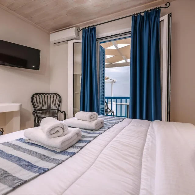 جناح بإطلالة على البحر، Blue Bay Resort Village 3/10