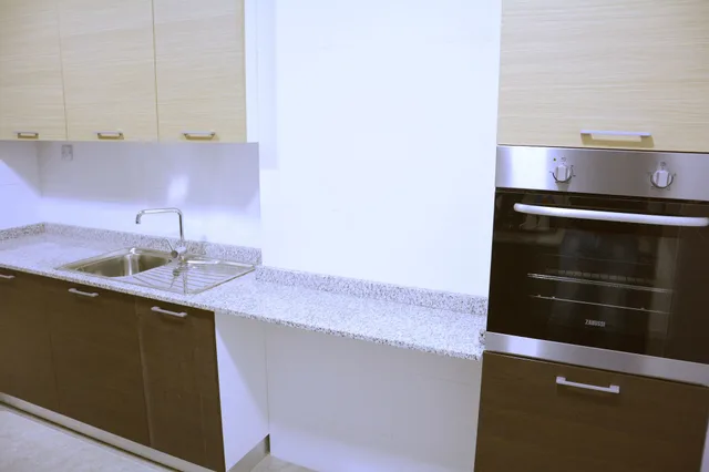 شقة ديلوكس بسرير كينج بإطلالة على المدينة بغرفة نوم واحدة، The 58 Hotel Apartments 4/5
