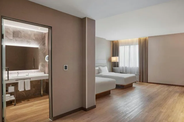 غرفة بسريرين مزدوجين بإطلالة على المدينة لذوي الإعاقة، Ac Hotel By Marriott Saltillo 1/2