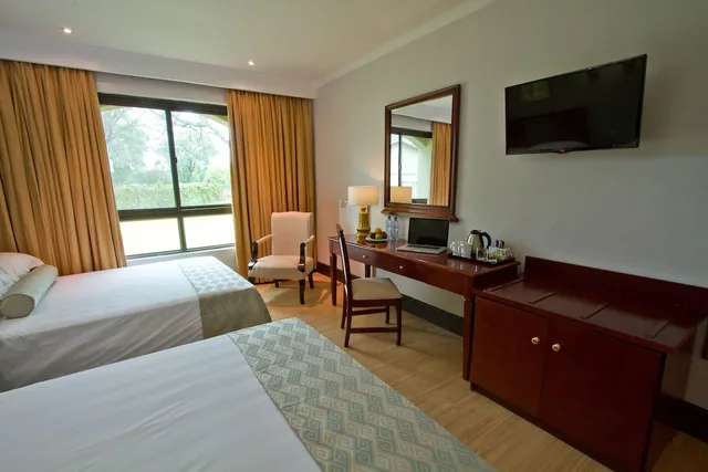 غرفة بسرير كينج بإطلالة على الحديقة، Protea Hotel By Marriott Livingstone 3/13