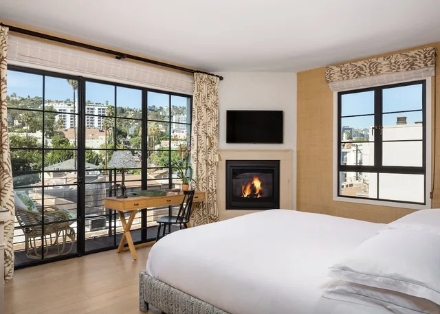 غرفة غراند بسرير كينج، Hotel 850 SVB, West Hollywood, a Member of Design Hotels 1/3