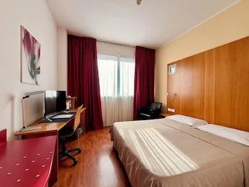 غرفة قياسية، Executive Forli 1/1
