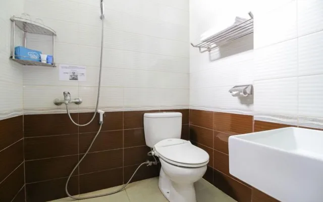 غرفة قياسية بسرير مزدوج، Hotel Harmony In Pontianak 3/3