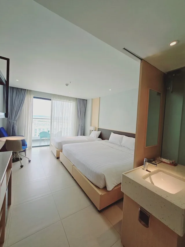 غرفة ديلوكس بسريرين منفصلين، The Empyrean Cam Ranh Beach Resort 6/10