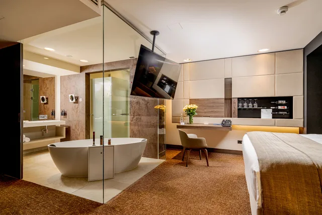 غرفة سوبيريور بسرير مزدوج، Kronwell Brasov Hotel 3/6
