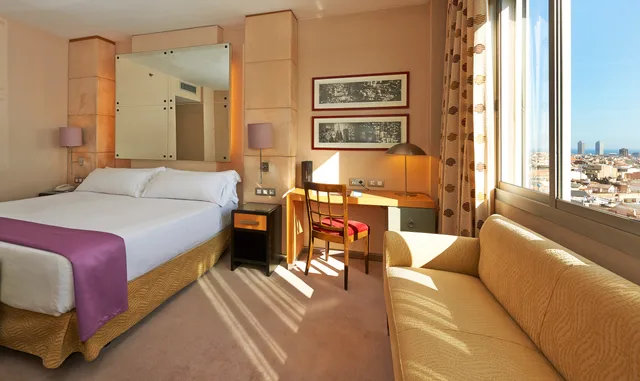 غرفة سوبيريور بسرير مزدوج بإطلالة، Hotel Hesperia Barcelona Presidente 3/3