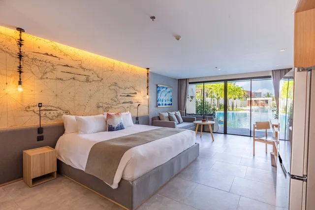 Room, King Bed, Pool Access، La Vela Khao Lak 1/4