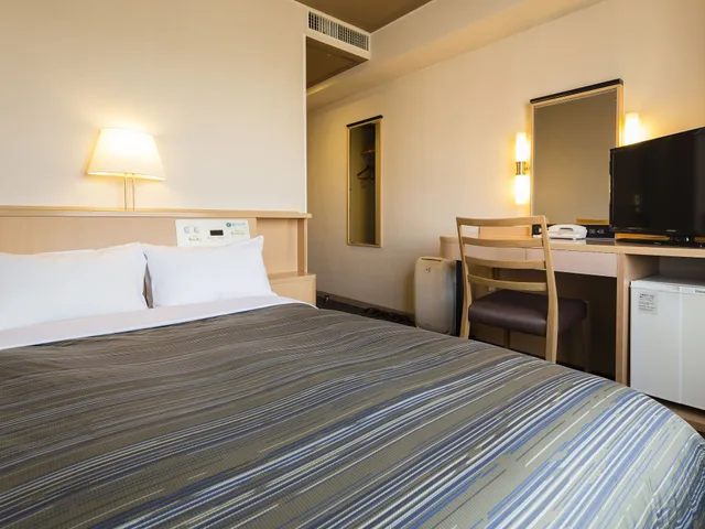 غرفة بسرير نصف مزدوج للمدخنين، Himeji Castle Grandvrio Hotel 2/4