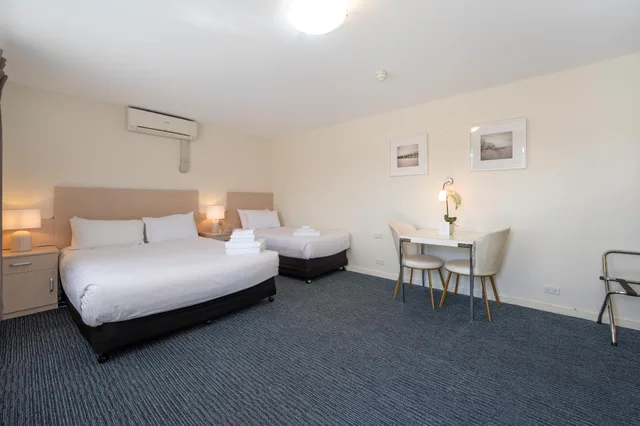 غرفة قياسية بسريرين منفصلين، Comfort Inn Burnside 1/1