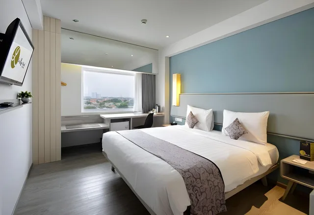 غرفة سوبيريور، La Lisa Hotel Surabaya 1/1