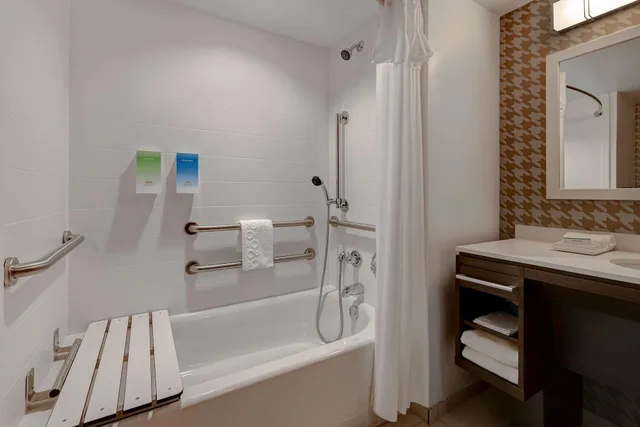 Studio, Multiple Beds, Bathtub, Accessible، Home2 Suites by Hilton Gulf Breeze Pensacola Area 4/5