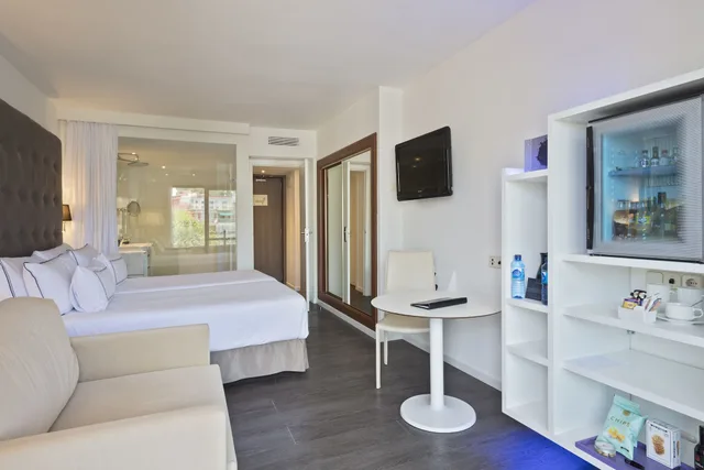 غرفة كلاسيكية بسرير كينج، Melia Palma Marina 2/7
