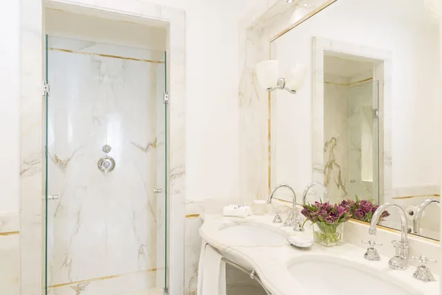 3 Bedrooms, Pavilion, Suite, 1 King and 1 Single Beds, Sea View، Grand Hotel Excelsior Vittoria - Sorrento 3/4