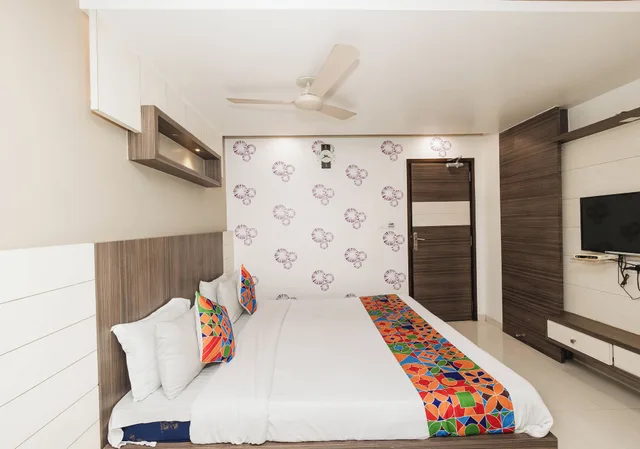 غرفة ديلوكس بسرير مزدوج، HOTEL AMBER 4/10