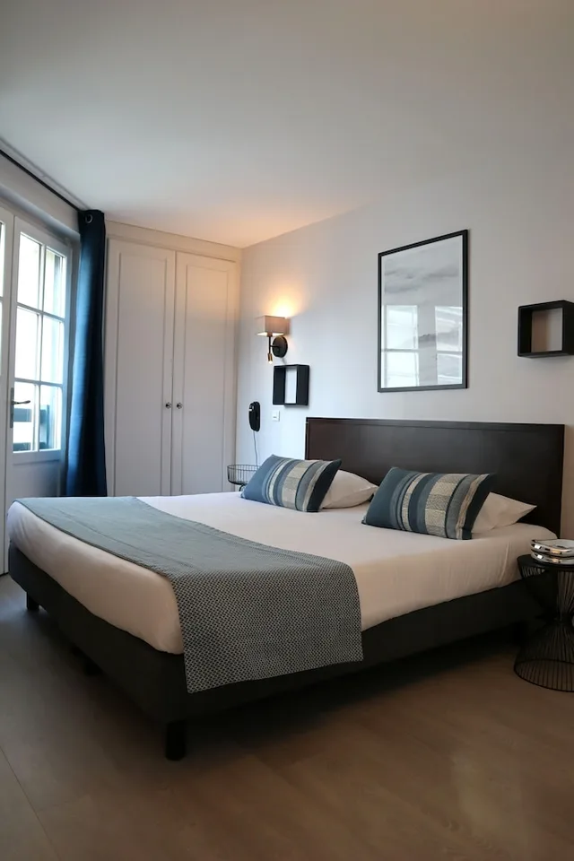 شقة كبيرة بسريرين منفصلين مع أريكة، Hotel Florida 3/5