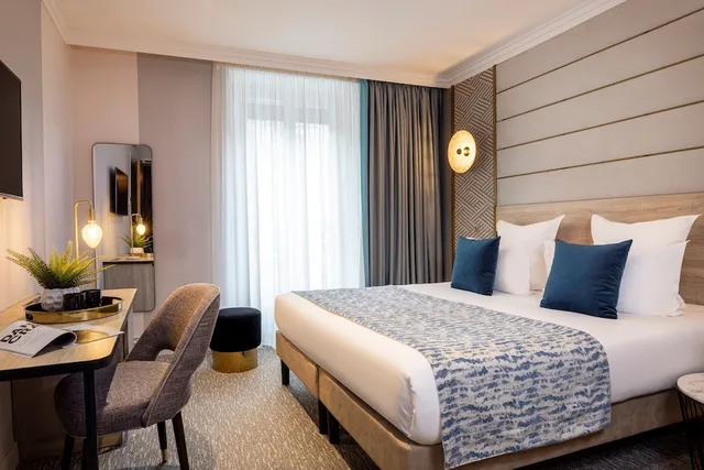 غرفة كلاسيكية ديلوكس بسرير كوين، Hotel Nude Paris - Color Vision 1/3