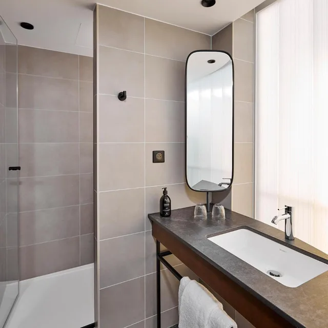 غرفة سوبيريور بسرير مزدوج، Le Bellune Bar Hotel and Spa Paris 1/1