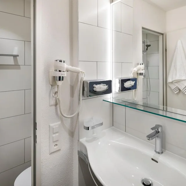 غرفة عائلية بشرفة، BELLINZONA SUD SWISS QUALITY HOTEL 5/6