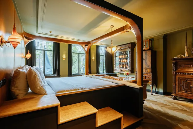 Signature, Albertus, Double Bed، Hotel The Noblemen 1/1