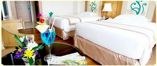 Deluxe, Double Bed, Golden Beach Hotel Pattaya 9/10
