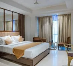 غرفة تنفيذية مفردة، The Shiv Grand 1/1
