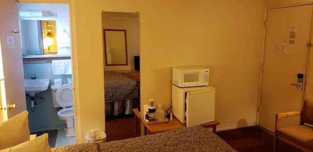 غرفة قياسية بسرير كينج، Knights Inn Cortez Co 2/2
