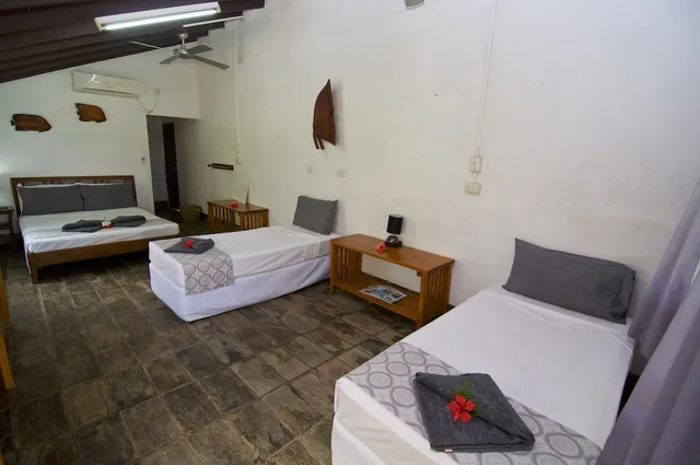 غرفة عائلية بسرير كوين وسريرين منفصلين بغرفة نوم واحدة، Deco Stop Lodge 5/10