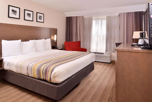 غرفة بسرير كينج لذوي الإعاقة، Country Inn Suites By Radisson Omaha Airport Ia 1/4