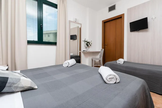 غرفة ثلاثية بسرير كوين وسرير فردي، Casa Betania 7/10