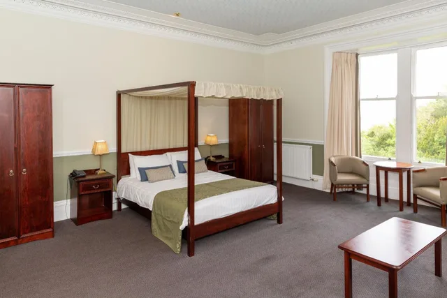 جناح عائلي، Cumbria Grand Hotel 7/10