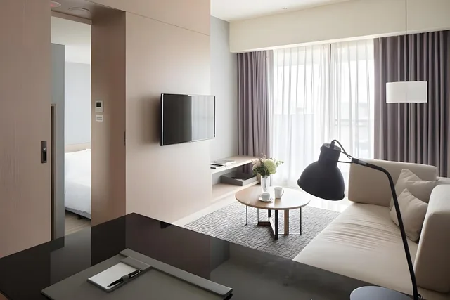 جناح سيغنتشر بغرفتي نوم، Jolley Hotel 2/2