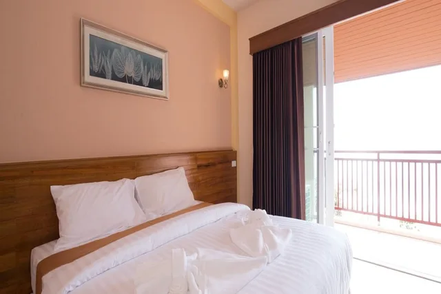 غرفة قياسية بسرير مزدوج بإطلالة على الجبل، Royal Hill Satun Hotel 2/5