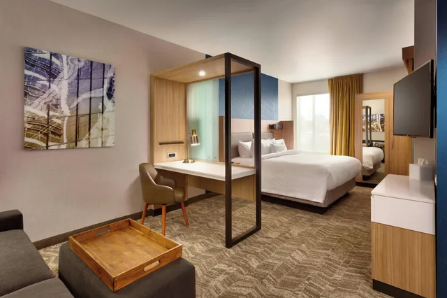 استوديو بسرير كينج مع أريكة، Springhill Suites By Marriott Coralville 2/4