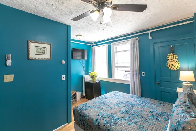غرفة بسرير كوين، Prince Street Suites 1/4