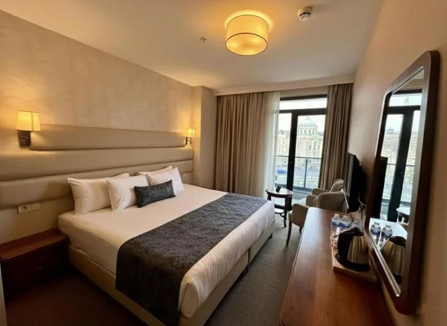 غرفة ديلوكس بسرير كينج، Istanbul Midpoint Hotel 2/10