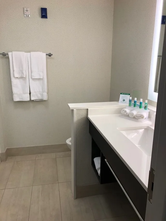 غرفة قياسية بسريرين كوين، HOLIDAY INN EXPRESS & SUITES MARIETTA 3/3