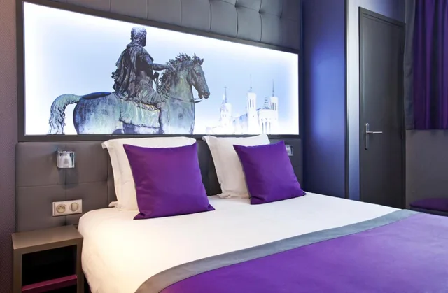 غرفة كلاسيكية مفردة بسرير مزدوج، Hotel Des Savoies Lyon 3/7