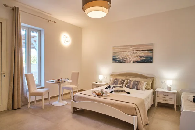Deluxe, Twin Beds, Queen Bed, Sofa, Agriturismo Il Megalite 1/3