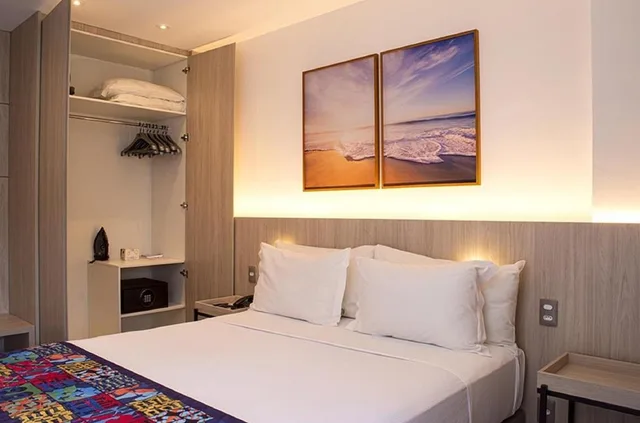غرفة ديلوكس بسرير مزدوج بشرفة، Anna Suites Ipanema 2/6