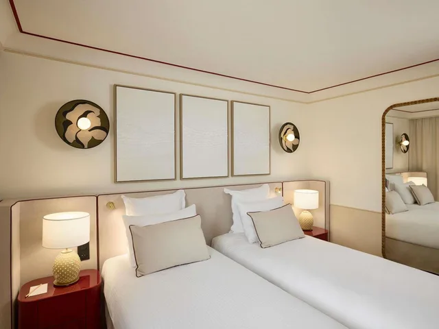 Deluxe, Twin Beds, Pool Side، Grand Hotel Roi Rene Aix - MGallery Collection 1/2