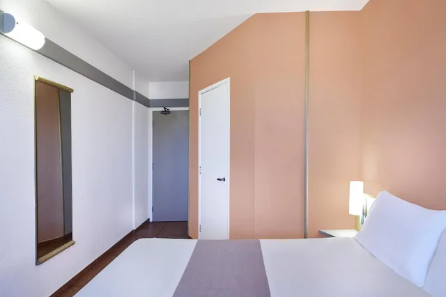 غرفة قياسية بسريرين منفصلين، Ibis Taubate 1/4