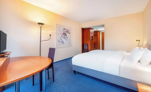 غرفة قياسية بسريرين منفصلين بإطلالة على المتنزه، Radisson Blu Furst Leopold Dessau 4/7