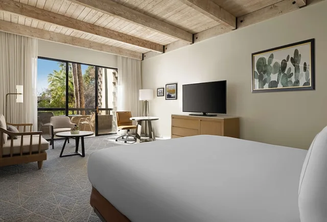 Room, King Bed, Camelback Mountain View, Patio، Doubletree Resort By Hilton Paradise Valley - Scottsdale 2/3