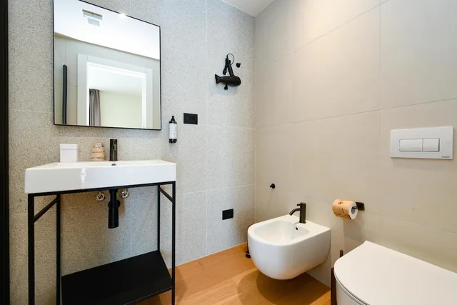 Apartment, 1 Queen and 1 Single Bed, Convertible Double Bed, Kitchenette, Annex، Best Western Hotel Arya 10/10
