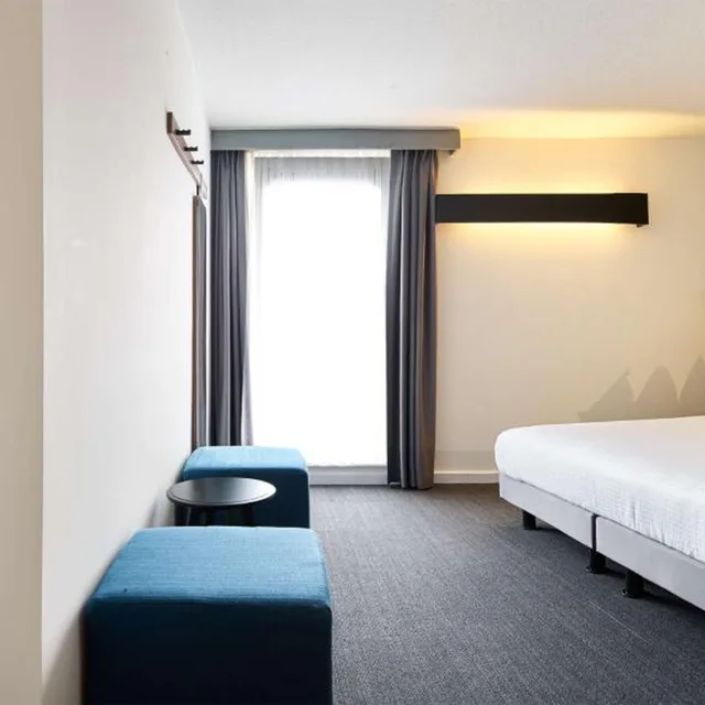 غرفة بسرير كينج مع أريكة، Best Western Hotel Wavre 10/10