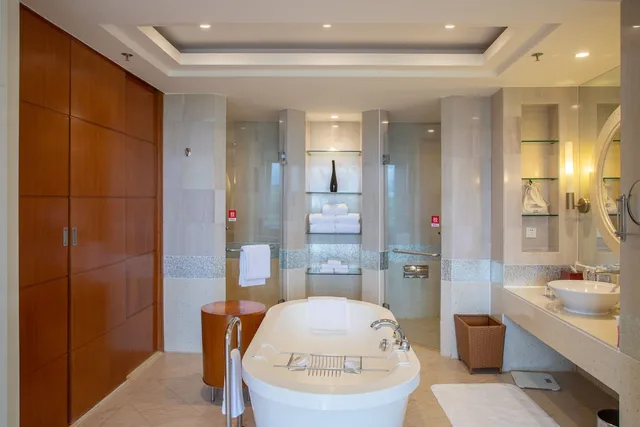 جناح كلاسيكي عائلي بسرير مزدوج، Sheraton Sanya Resort 4/4
