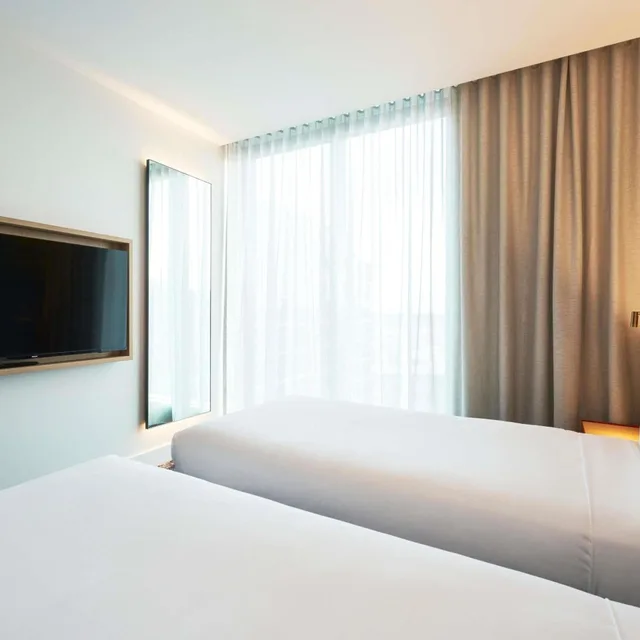 Deluxe, King Bed, Convertible Double Bed، ibis Styles Melbourne Airport 5/7